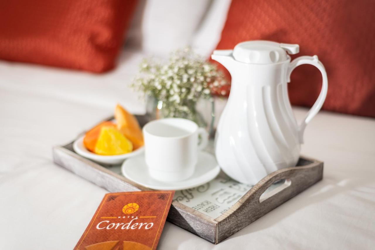 Hotel Cordero Куенка Екстериор снимка