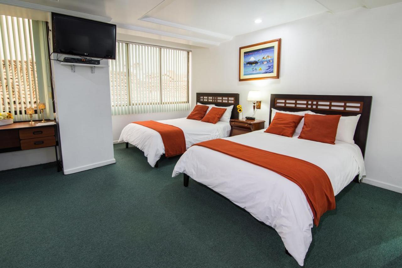 Hotel Cordero Куенка Екстериор снимка