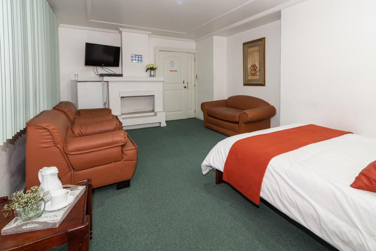 Hotel Cordero Куенка Екстериор снимка