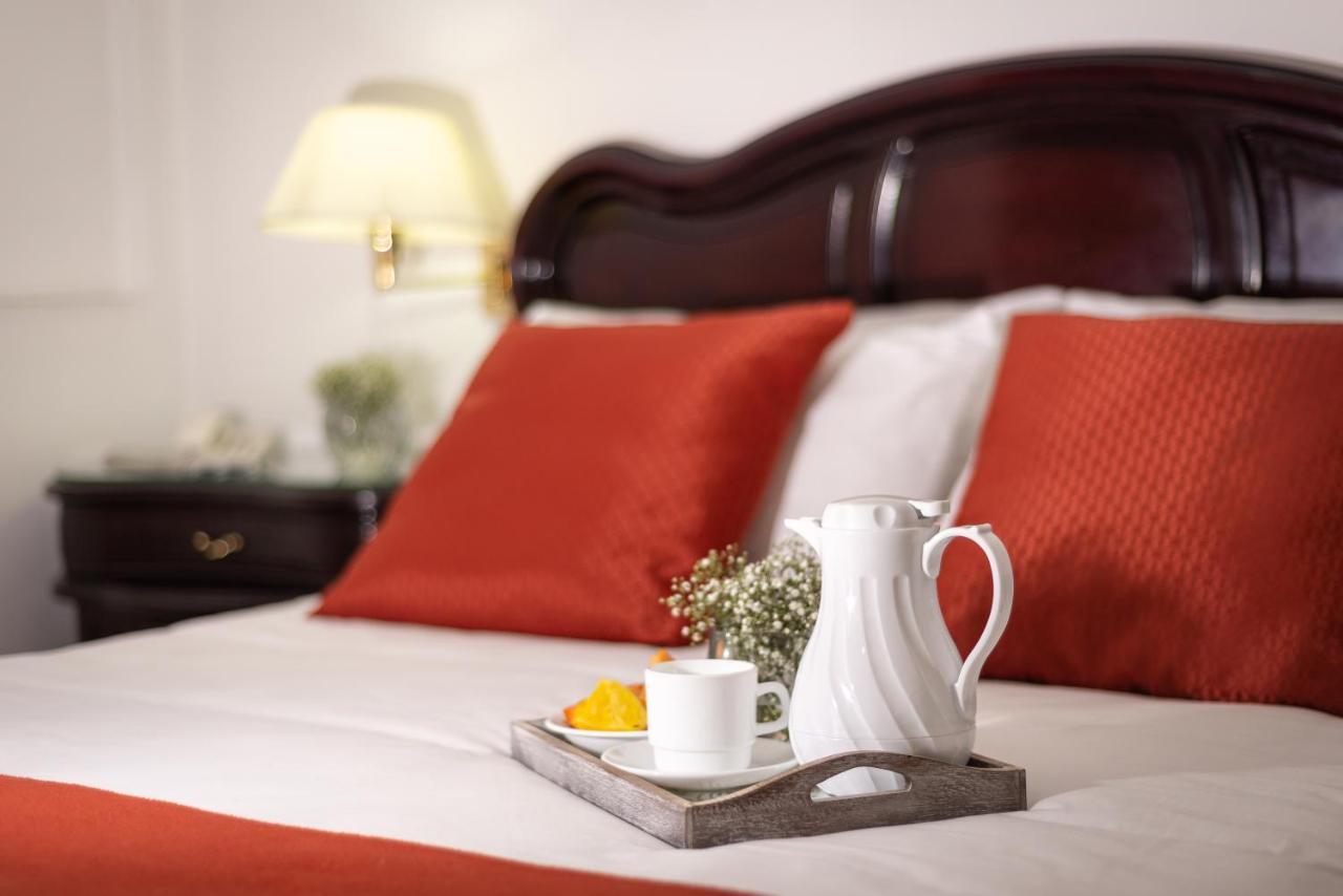 Hotel Cordero Куенка Екстериор снимка