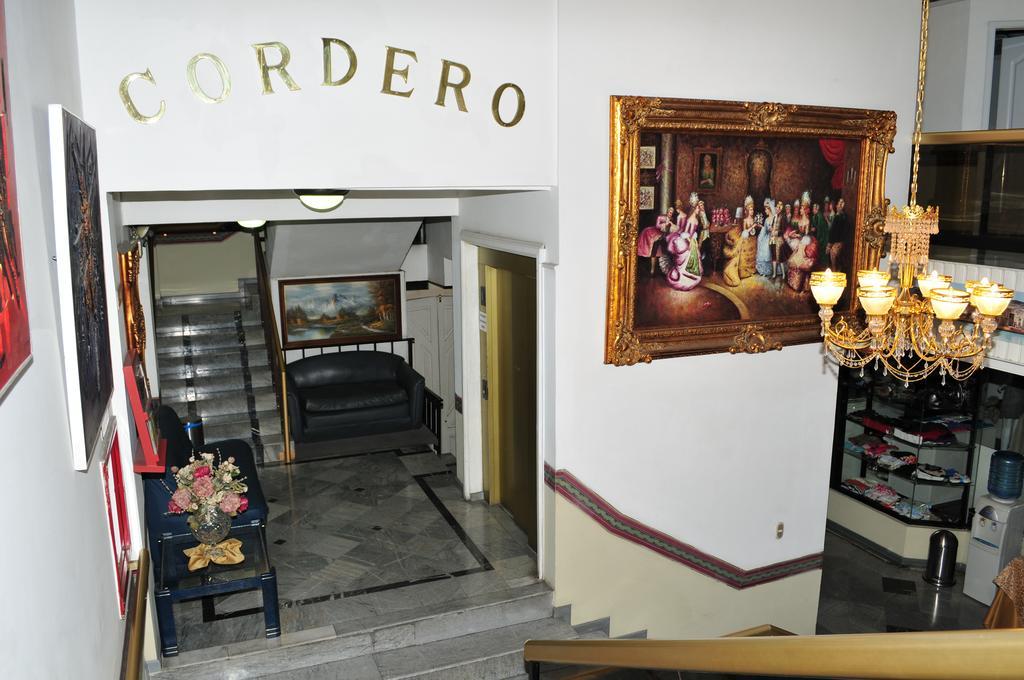 Hotel Cordero Куенка Екстериор снимка