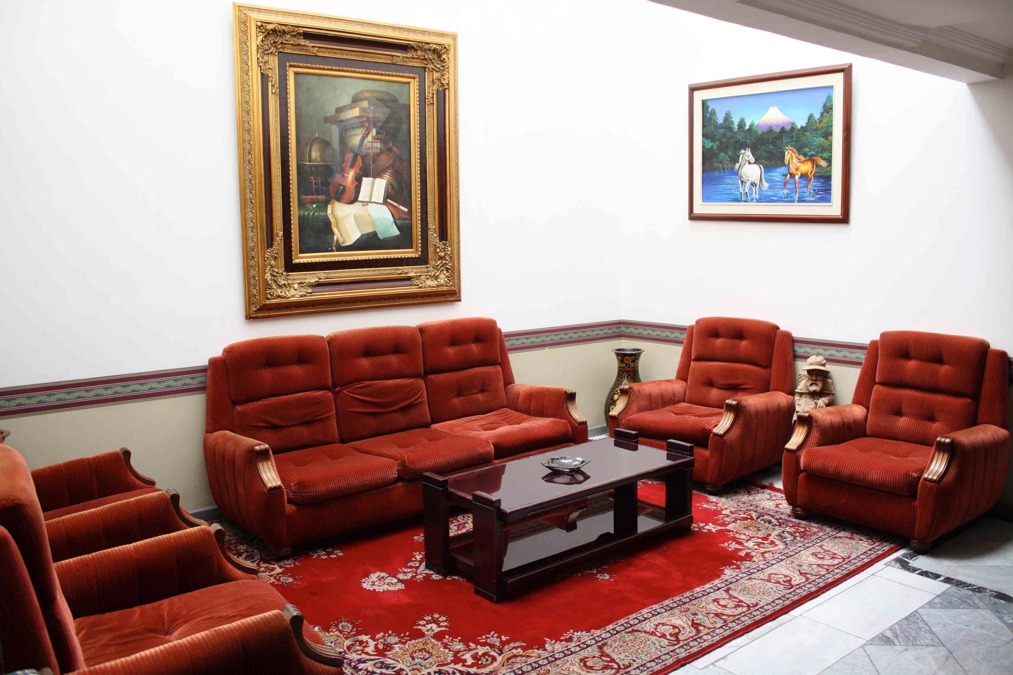 Hotel Cordero Куенка Екстериор снимка